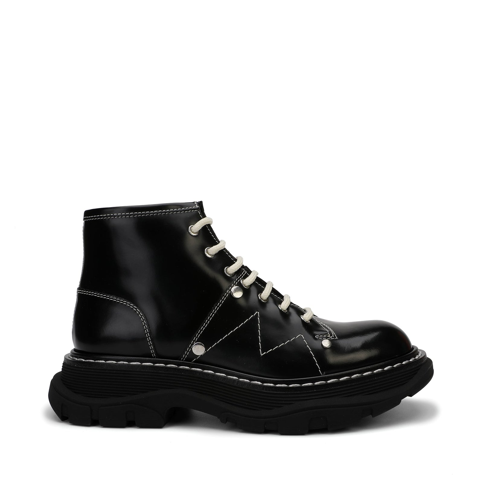 Alexander McQueen Tread Lace Up Leather Boots In Black With Black Stitch |  Designer code: 595469WHZ81 | Luxury Fashion Eshop | Miamaia.com – Mia Maia