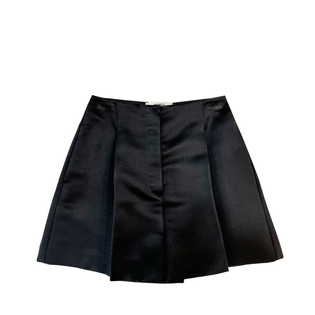 Fendi Tailored Silk Shorts | Designer code: FR6373A7L1 | Luxury